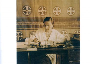 Bir öncü EKL'li: ilk eczane açan kadın eczacı Fatma Belkıs Derman (1906-1958)